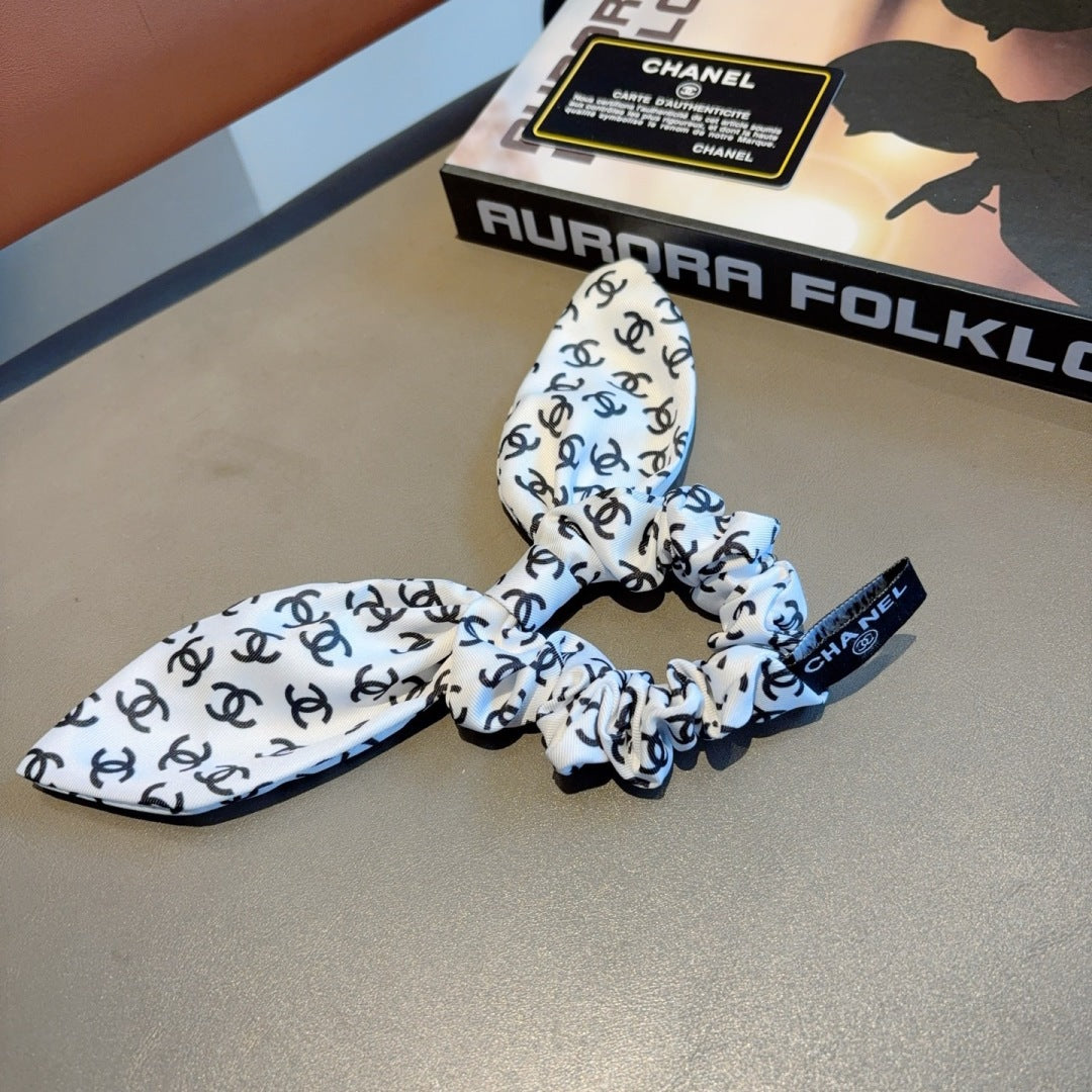 Chan Letter ribbon ponytail hair tie