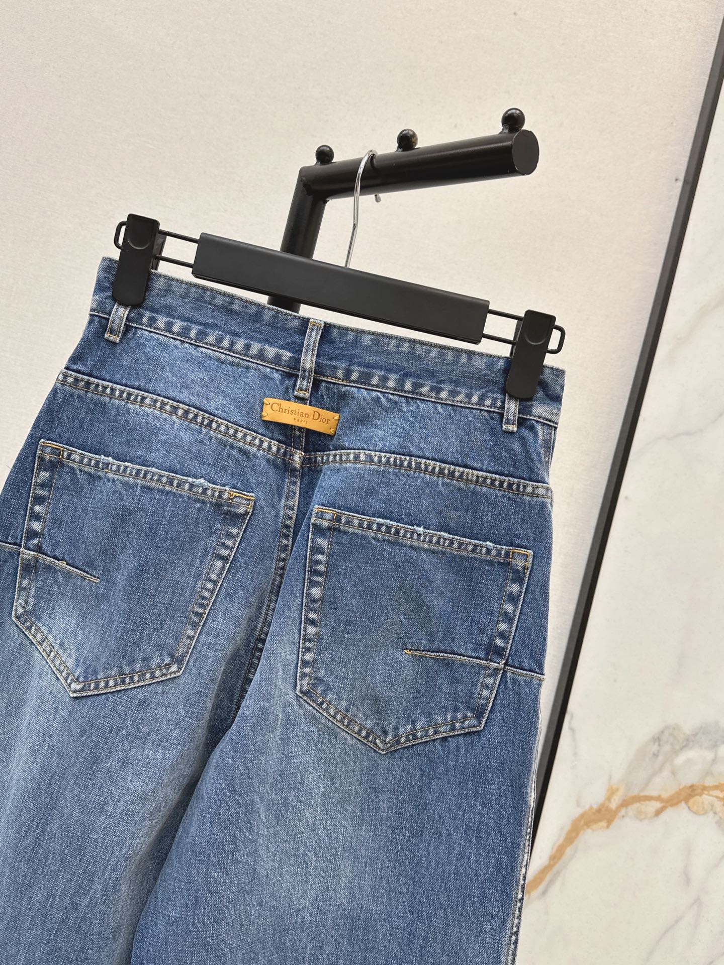 CD NEW straight jeans