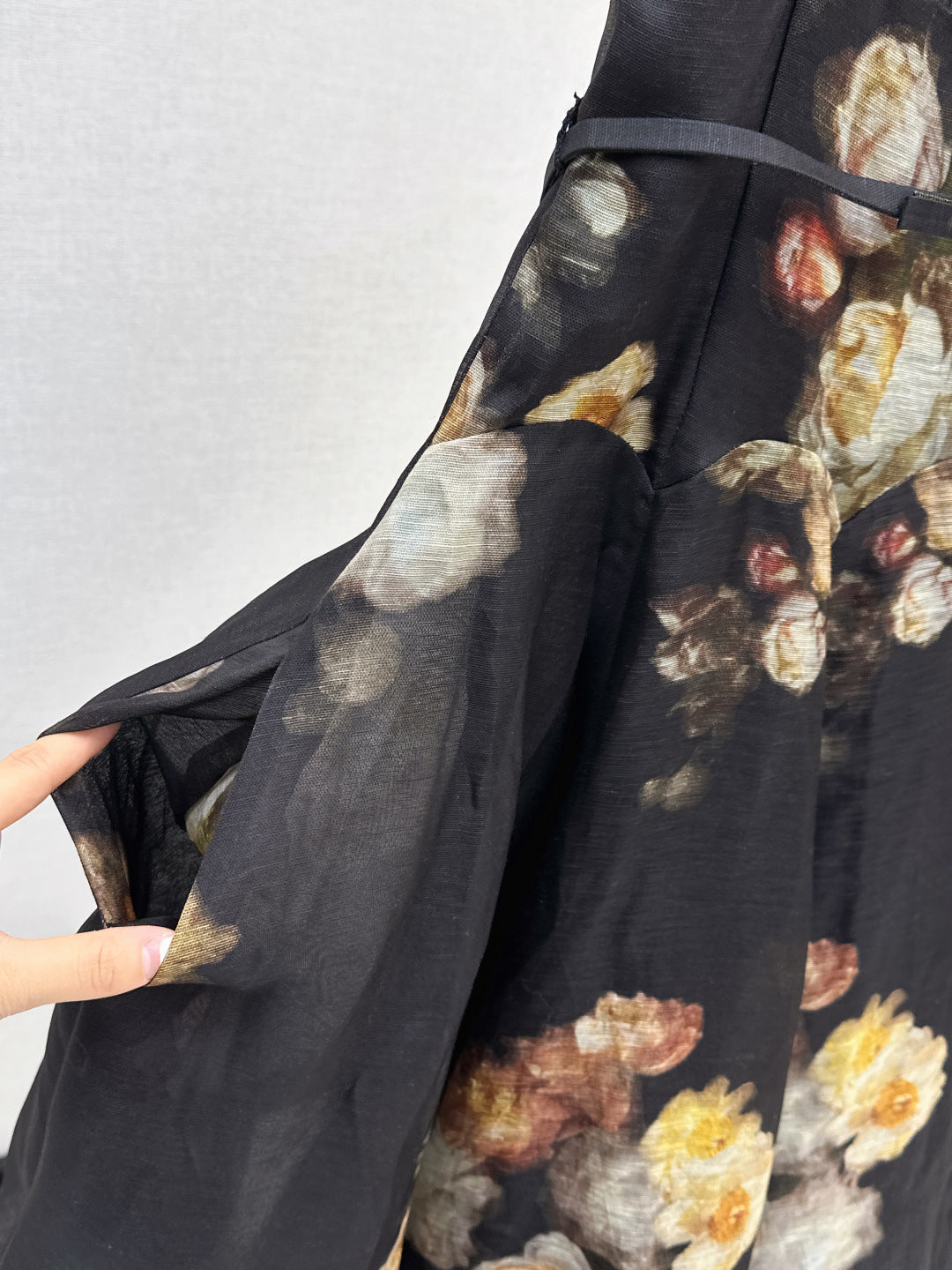 Zimm  New suspender dress