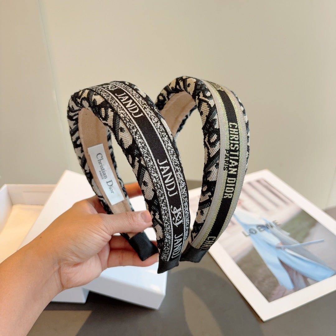 CD Classic new D letter headband