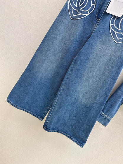 Chan NEW flared jeans