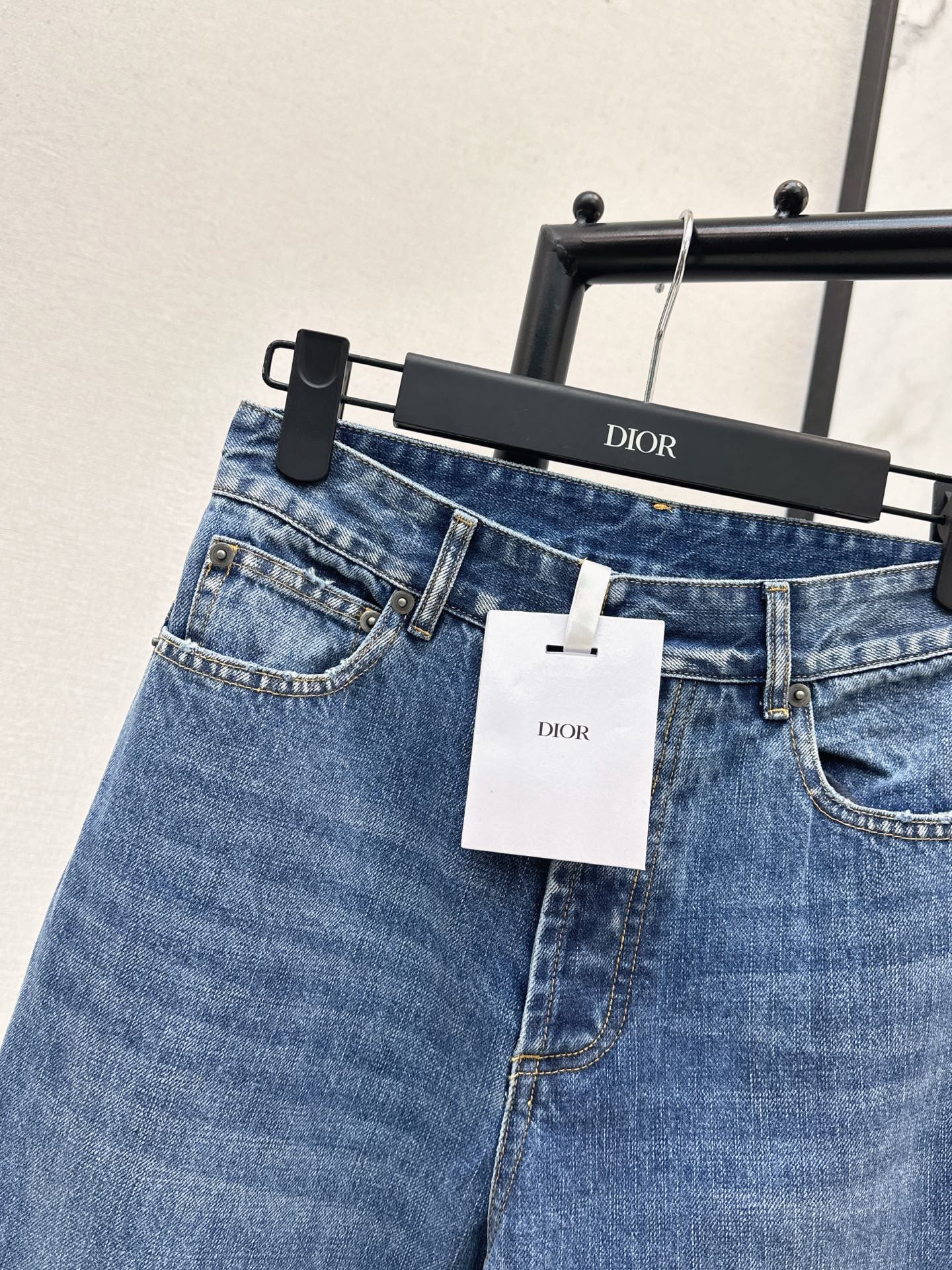 CD NEW straight jeans