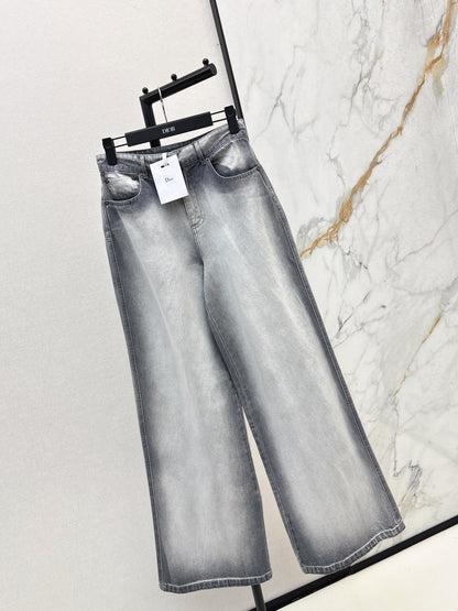 CD NEW Distressed and faded denim jeans