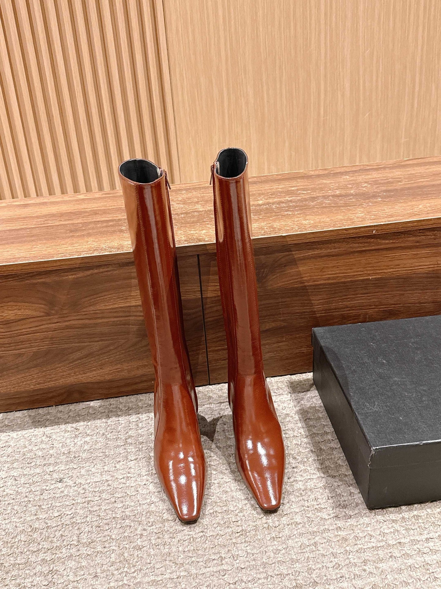 Saint NEW high heel boots