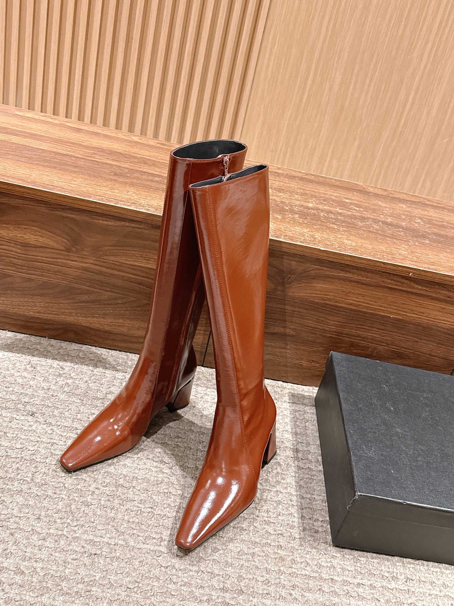 Saint NEW high heel boots