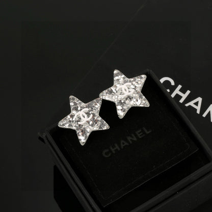 Chan New star earrings