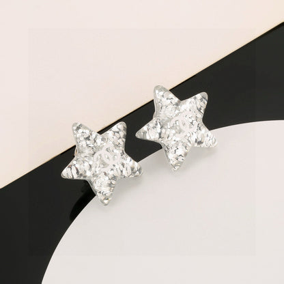 Chan New star earrings