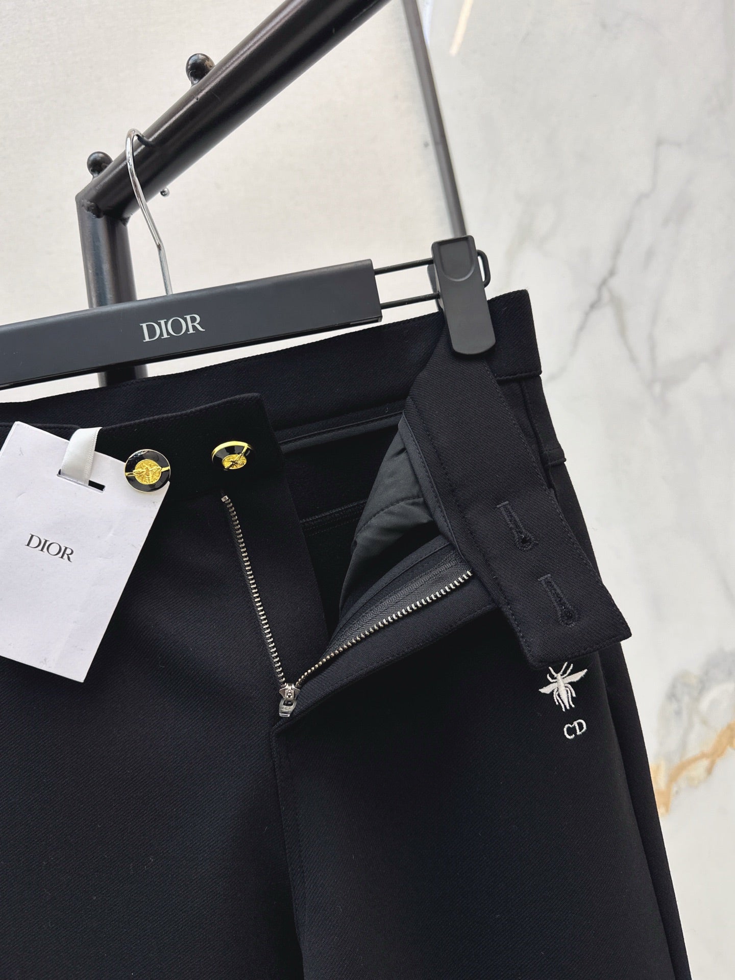 CD NEW Embroidered trousers