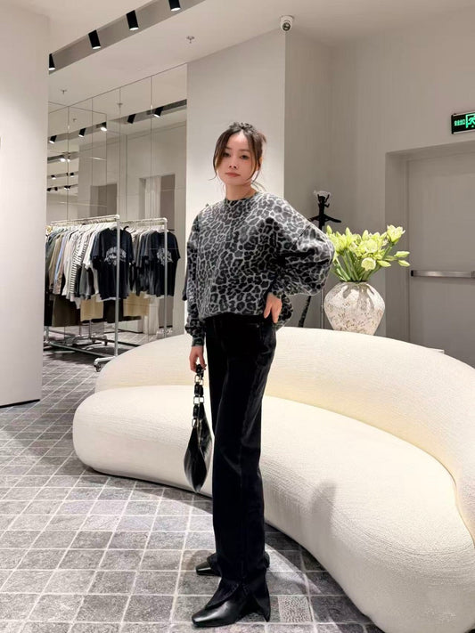 Thom NEW Leopard print sweatshirt